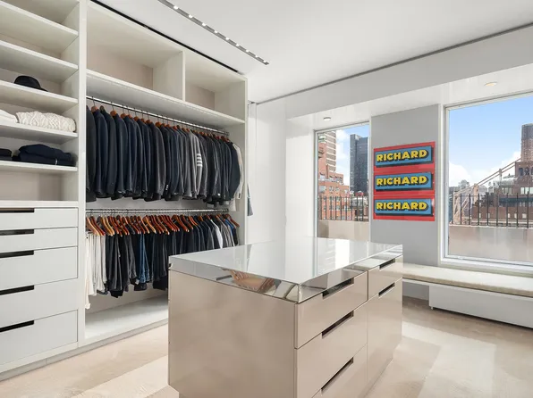 1 Sutton Place South image 15 of 25