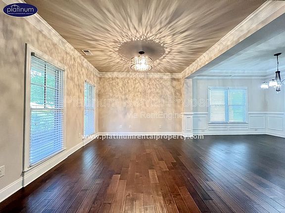 4th image of 1662 Fairview Dr