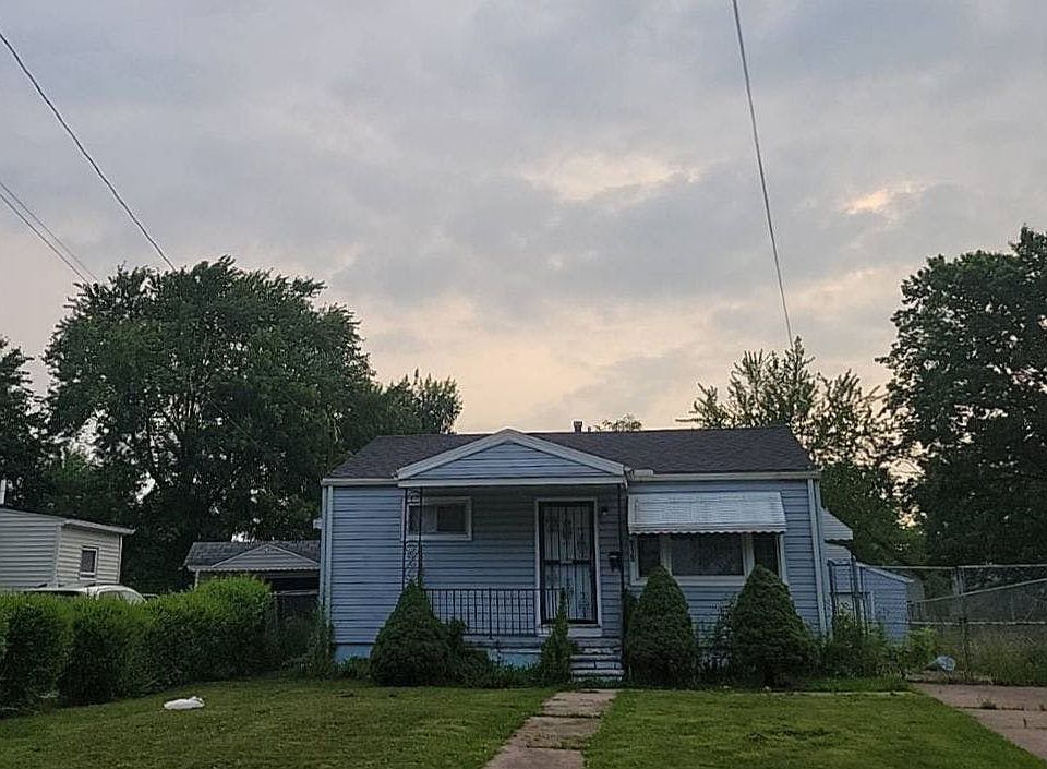 1st image of 919 E 35th St