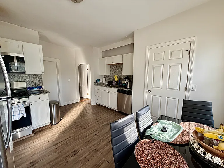787 Somerville Ave #1 — Photo 2