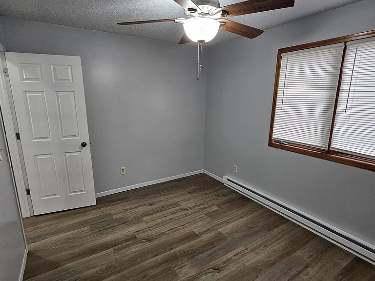 1112 Oakview Dr #9 — Photo 13