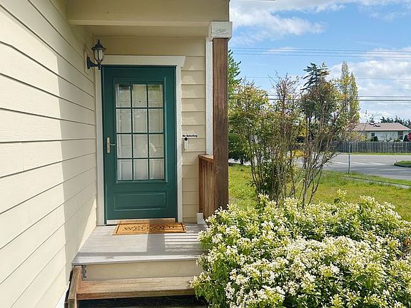 2nd image of 500 NW Oxford Pl