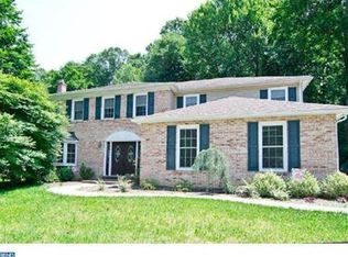 102 Lockerbie Ln, West Chester, PA 19382