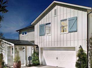 2725 Overlook Point Dr, Escondido, CA 92029