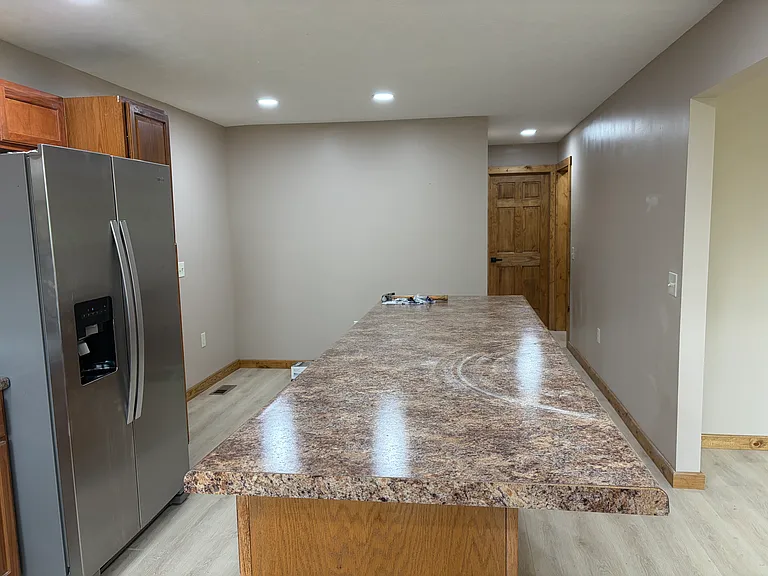 127 Bradshaw Dr — Photo 6