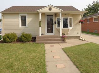 313 E 19th St, Hays, KS 67601
