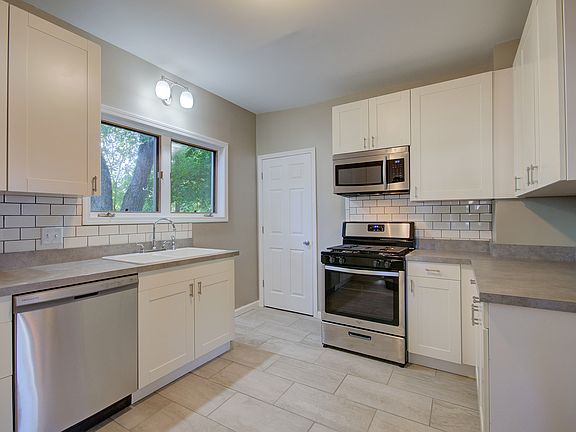 3rd image of 108 Fisher Ave