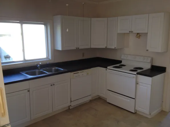 64 2nd St #1, Bangor, ME 04401