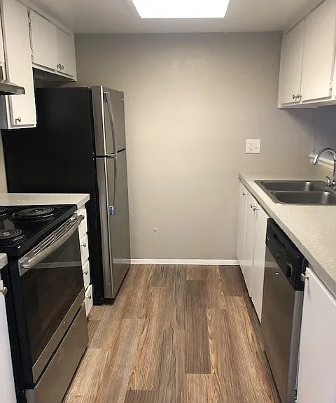 La Cima Apartments — Photo 52