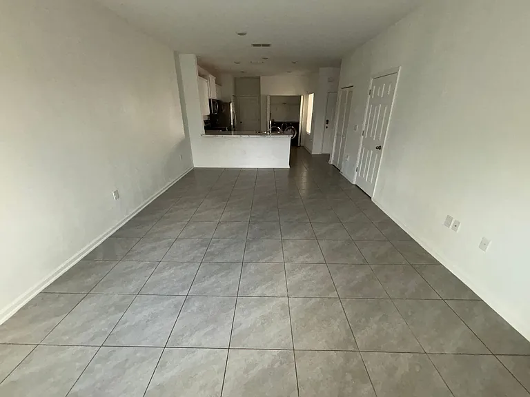 9015 Gifford Dr — Photo 9