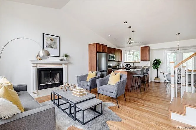 1107 S Flower Cir — Photo 3