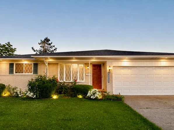 34552 Hawke Dr, Sterling Heights, MI 48310