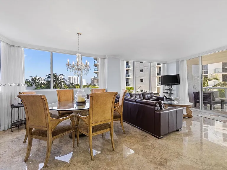 18671 Collins Ave #404 — Photo 11