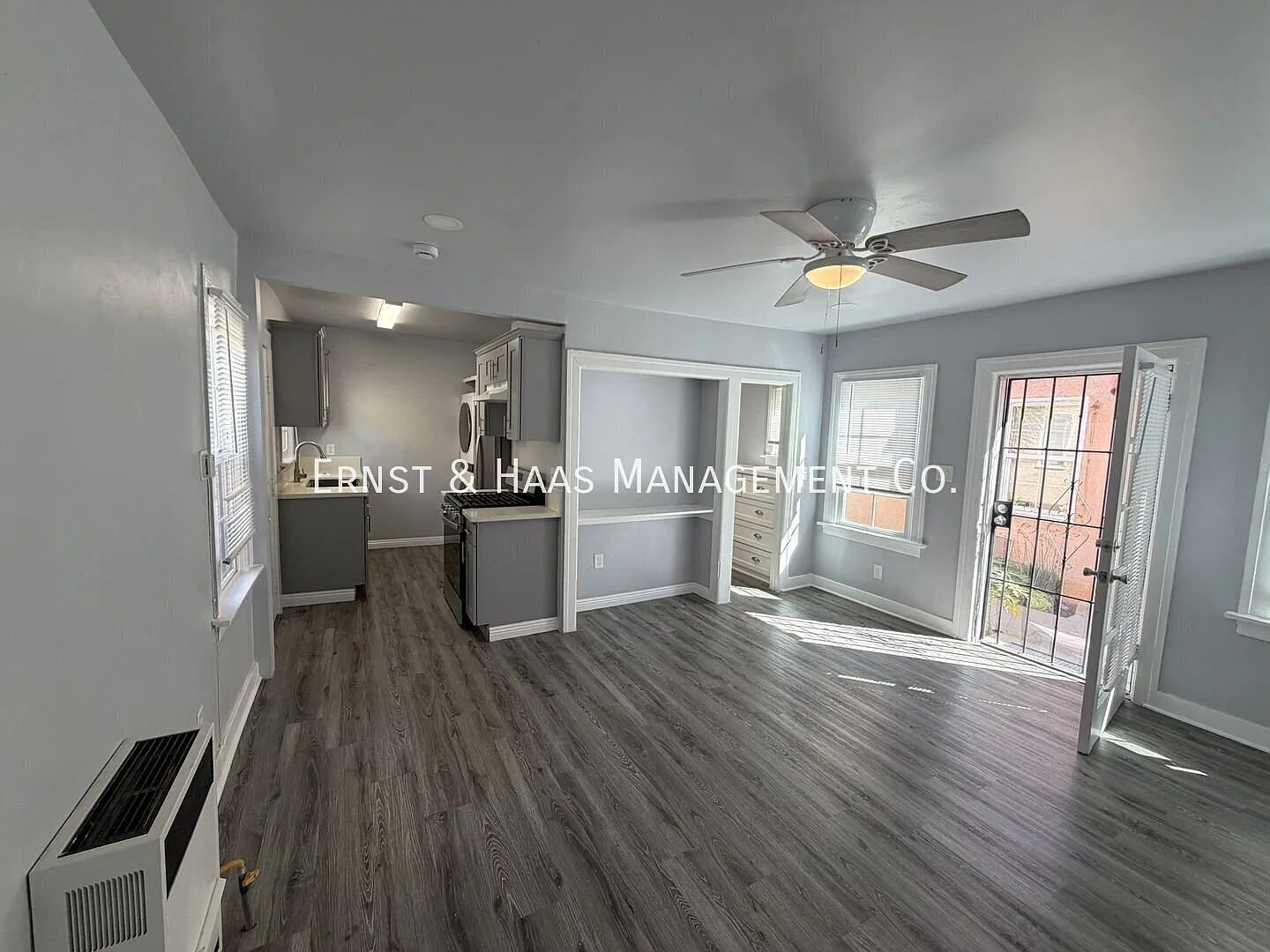 Charming Studio Apartment in the Heart of Long Beach! — Photo 4