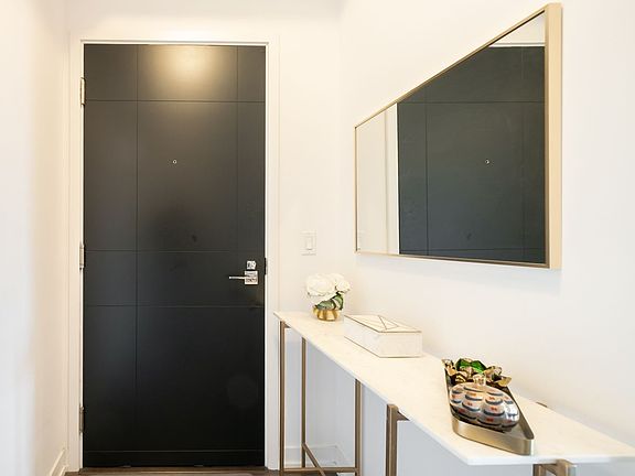 2nd image of 98 Lillian St #1416