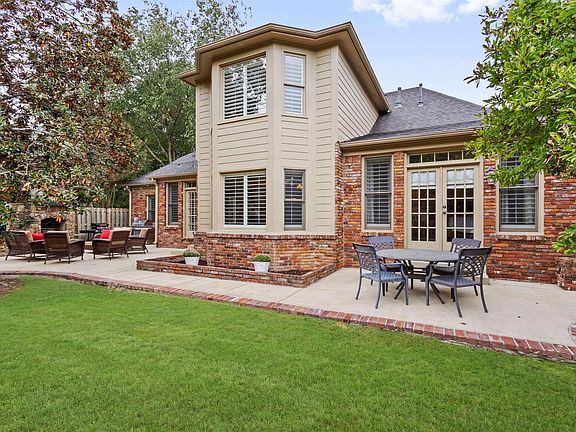 2nd image of 2667 Dibrell Trail Dr