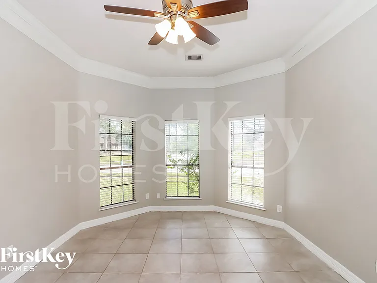 6611 Gleneagles Dr — Photo 6