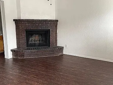 2 bed, 1.5 bath, 1040 sqft, $1,475 — Photo 3