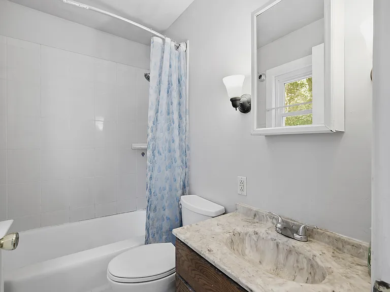 68 Frenchtown Rd #A — Photo 12