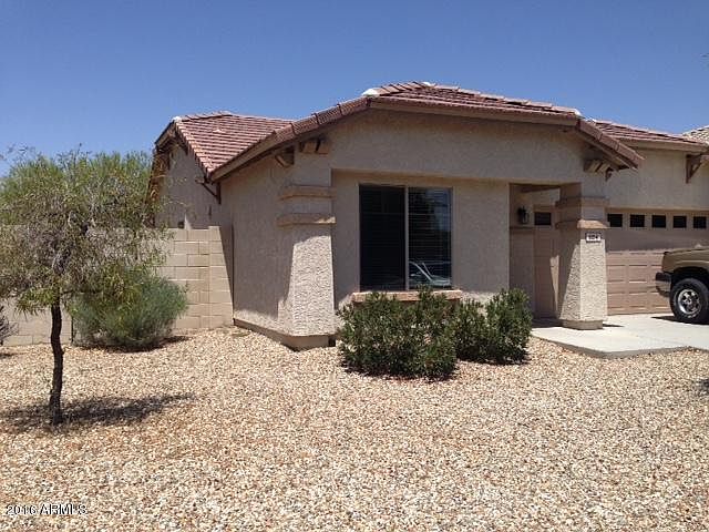 1st image of 684 S 167th Dr