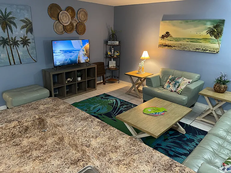 Apt 7