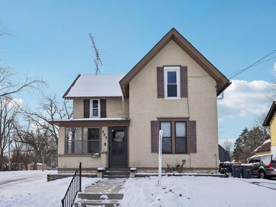 220 Waverly PLACE, Waukesha, WI, 53186