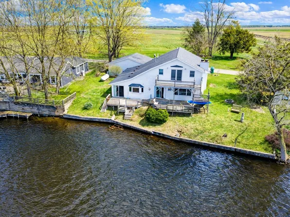 55530 Bucknell Ln, Mendon, MI 49072