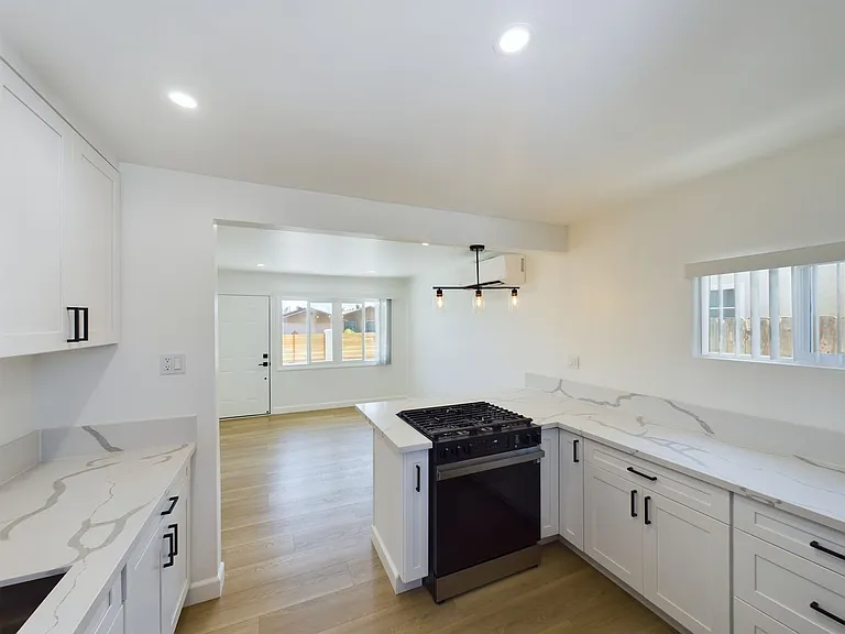 3252-3254 Jemez Dr — Photo 6