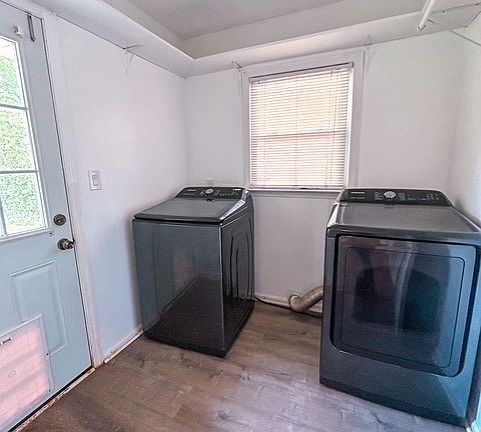 4th image of 5583 Woodland Dr