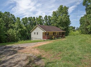 3322 Gladys Rd, Gladys, VA 24554