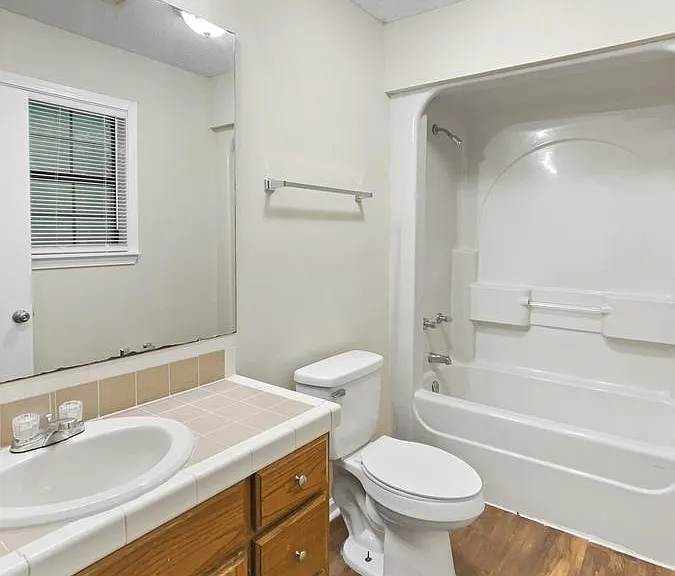 8430 Rutherford Dr — Photo 3
