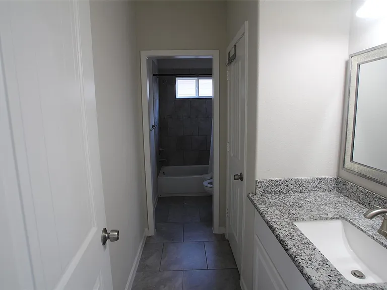 13911 Aldaco Dr — Photo 17