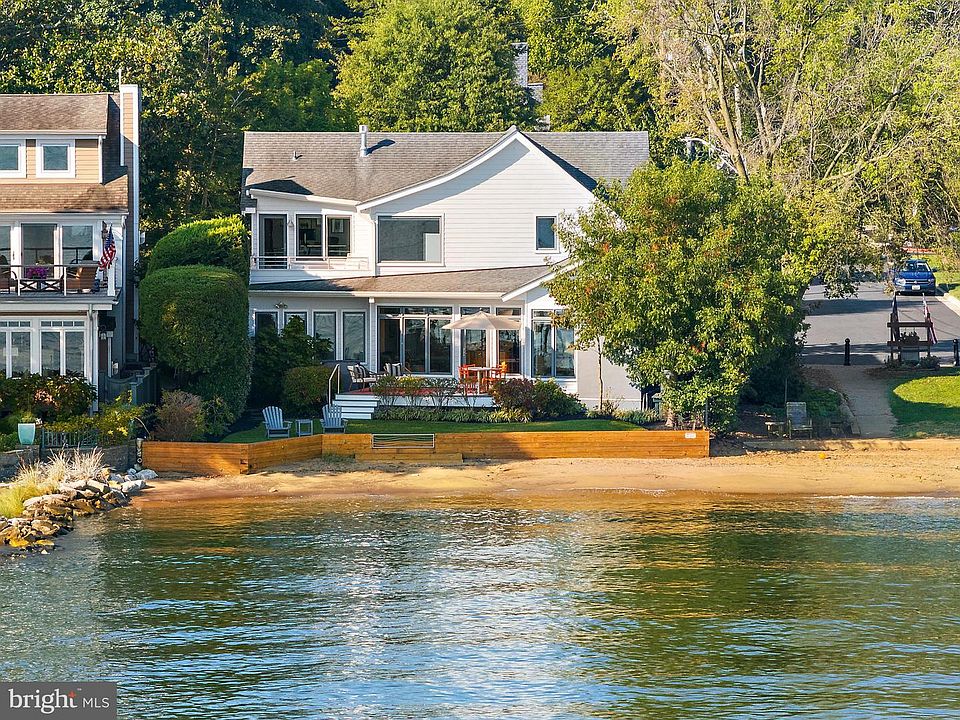 1st image of 513 Horn Point Dr