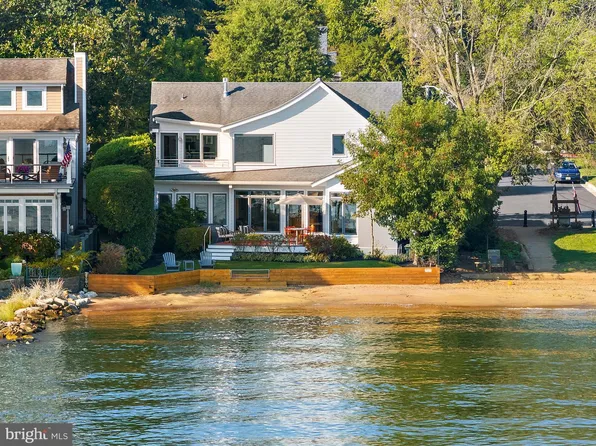 513 Horn Point Dr, Annapolis, MD 21403