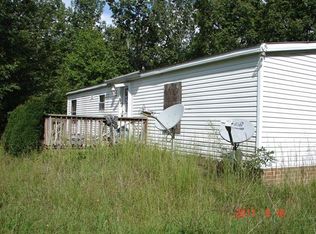 24555 Patten Ln, Amelia Court House, VA 23002