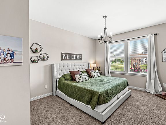 5th image of 5841 Oakmont Blvd