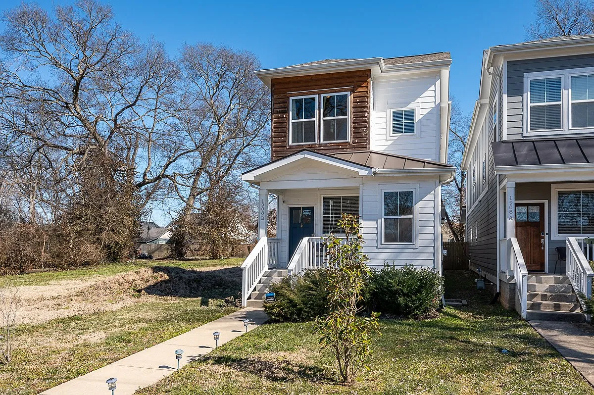 3 bed, 2.5 bath, 1825 sqft, $2,645 — Photo 2