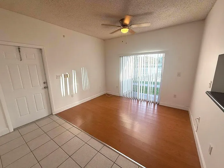 2331 NW 96th Ter #17M — Photo 3