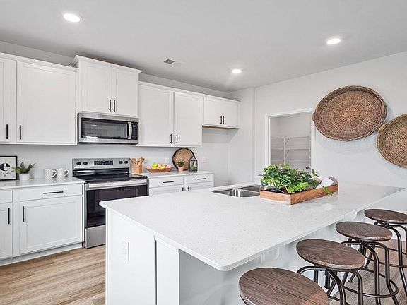 7th image of this home