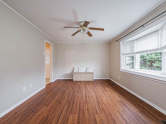 5th image of 204 Frisco Ave