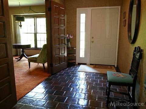 2nd image of 4354 Knightsbridge Ln #1