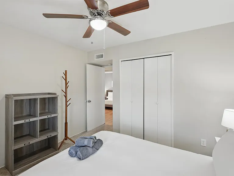 3454 Livingston Ln — Photo 27
