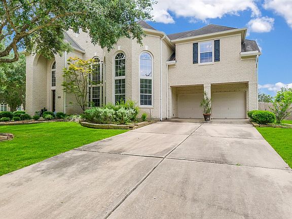 2nd image of 2603 Little Lake Ct
