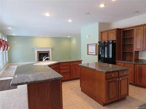 4th image of 4683 Winding Woods Ln