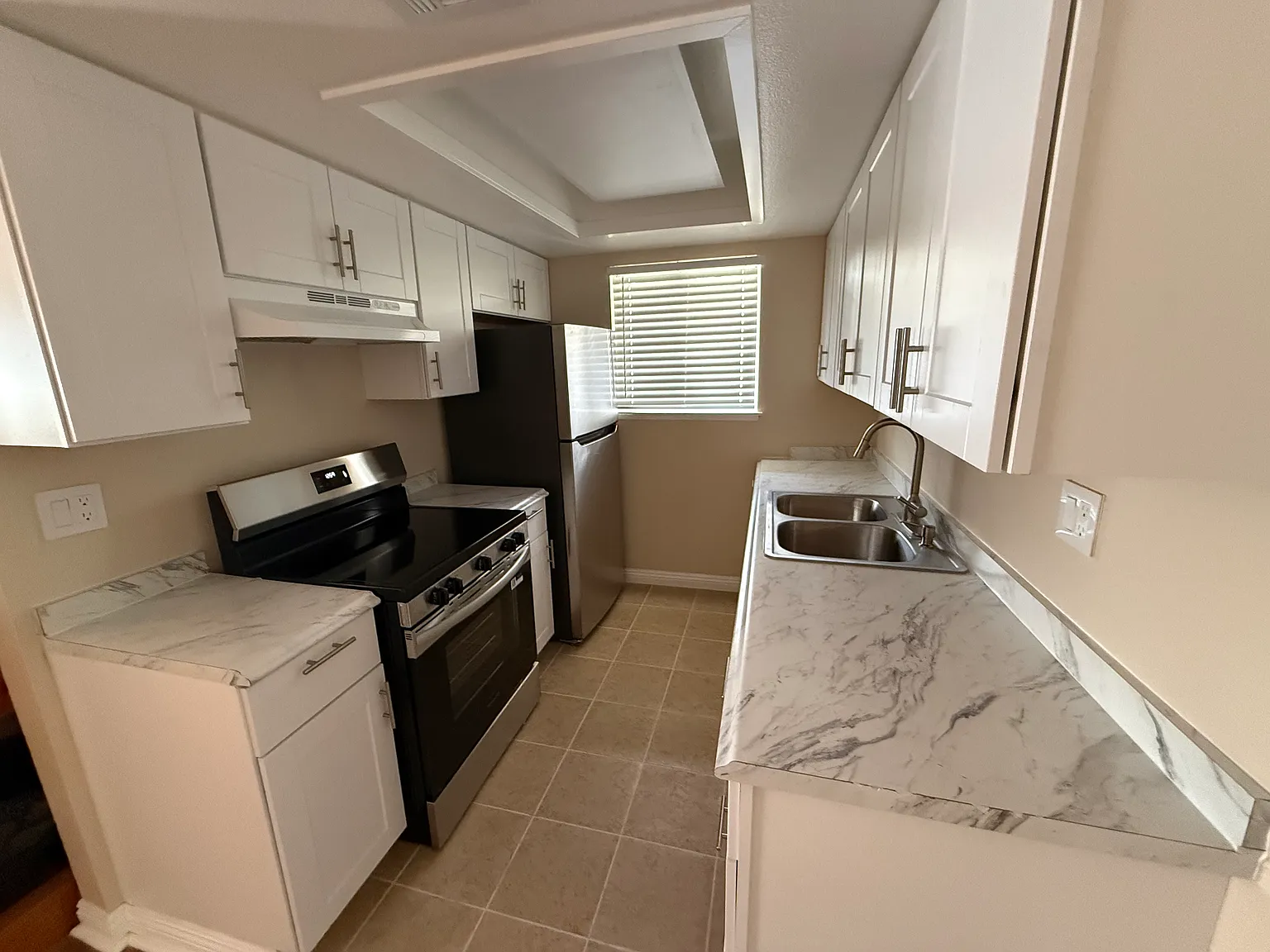 2 bed, 771 sqft, $2,200 — Photo 1