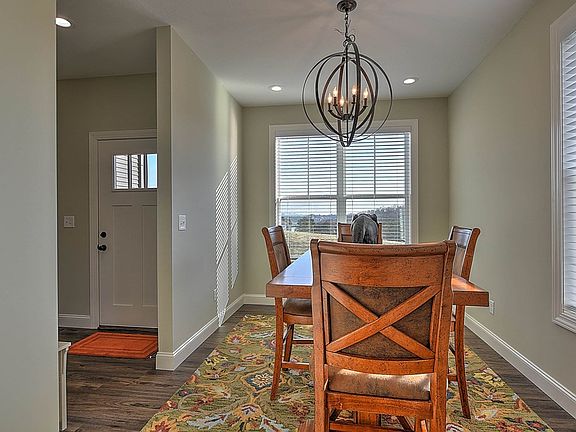 5th image of 3021 Bridgewater Blvd