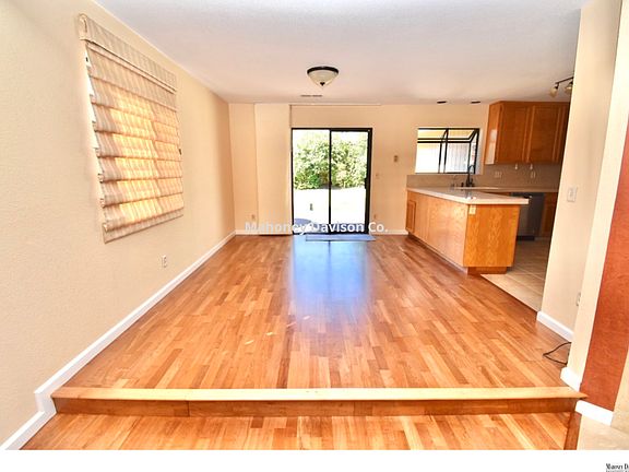 5th image of 510 Acadia Dr