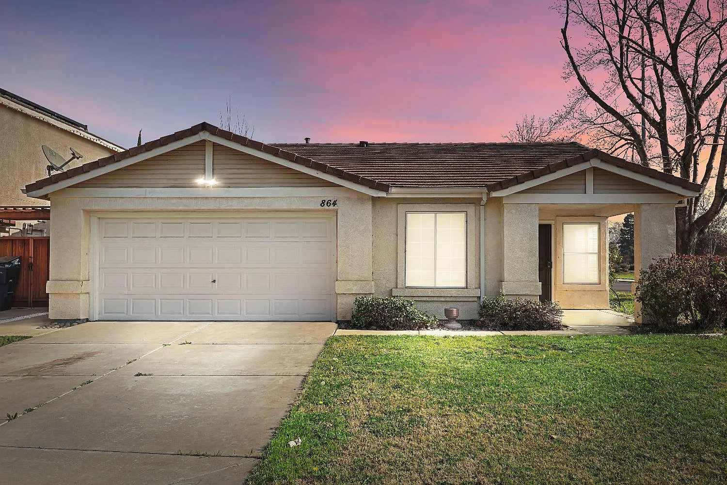 864 Bogetti Ln photo 1