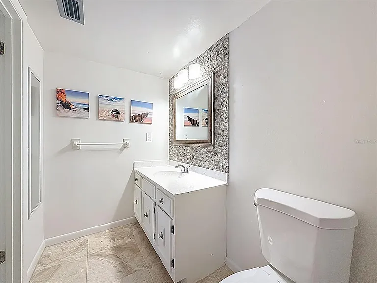 106 1st St E #306 — Photo 18