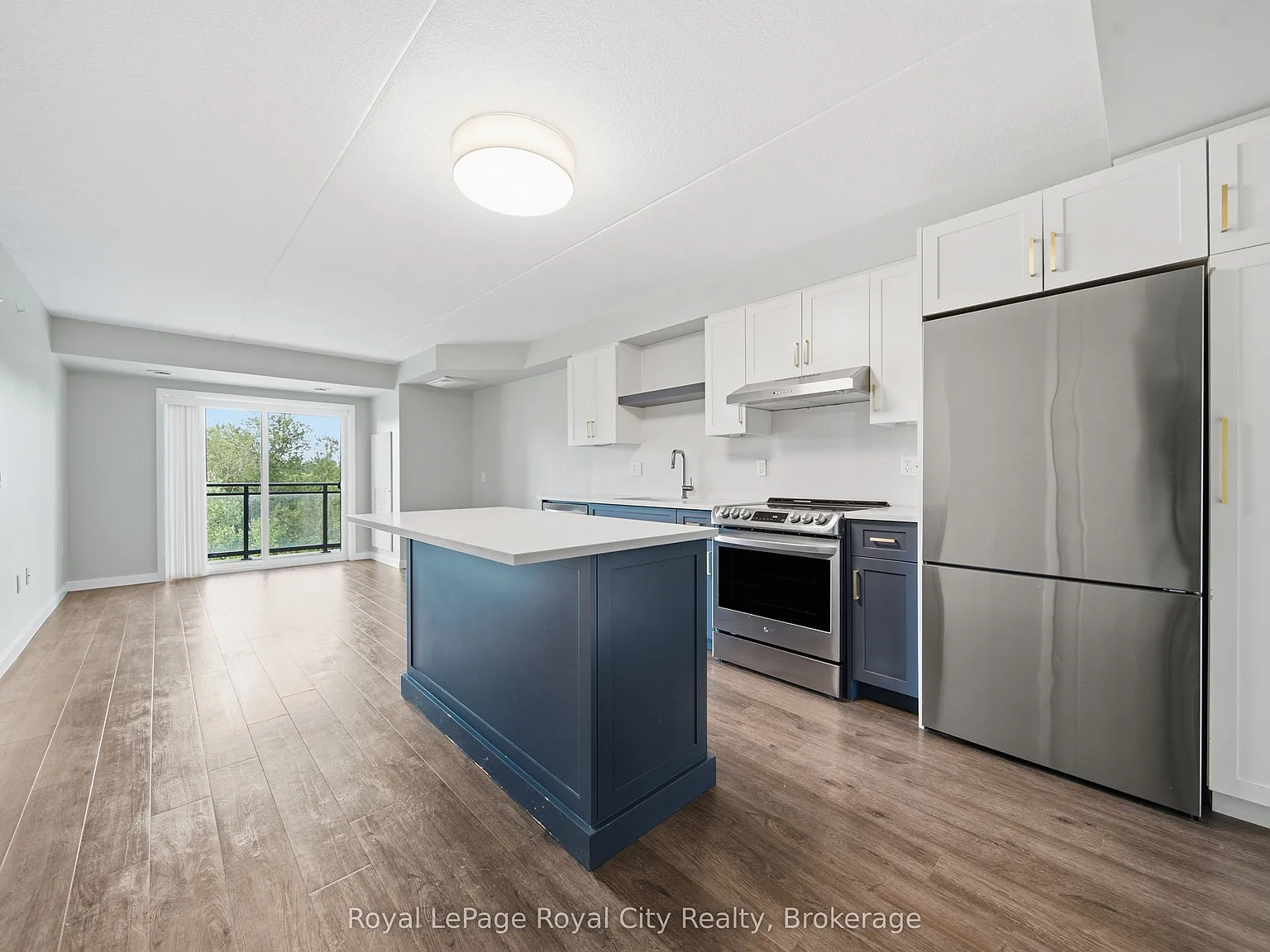 25 Kay Cres — Photo 4